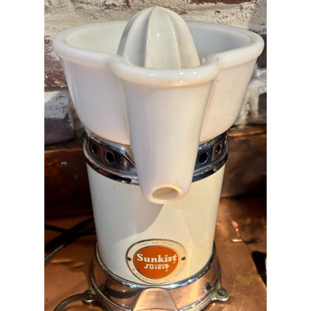 1930's vintage Sunkist Juicer! Works perfectly.